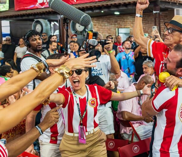 Viradouro apresenta Phelipe Lemos e Marcella Alves, novo casal de Mestre Sala e Porta Bandeira