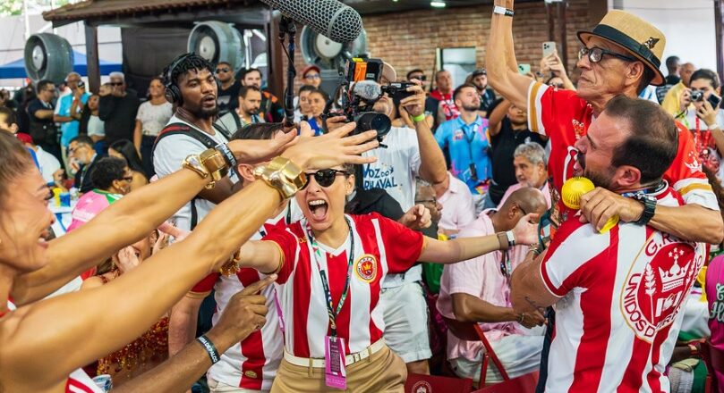 Viradouro apresenta Phelipe Lemos e Marcella Alves, novo casal de Mestre Sala e Porta Bandeira